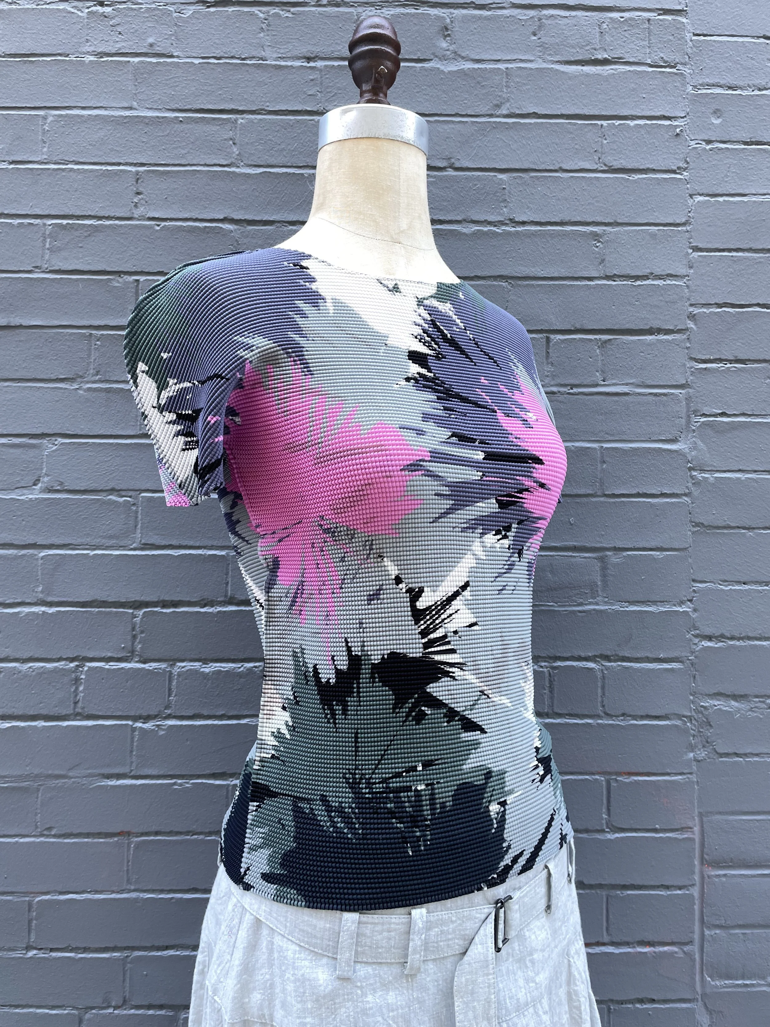 Issey Miyake Cauliflower Top — City Opera Thrift Shop